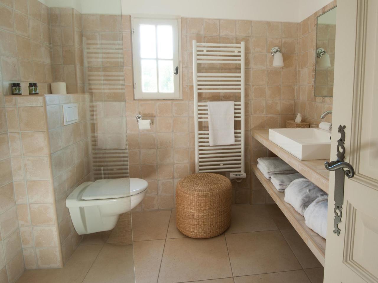 Domaine Le Bois Des Dames Bed & Breakfast Chantemerle-lès-Grignan Eksteriør bilde